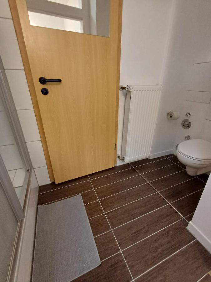 Doppelzimmer Mit Bad- Fernseher Meine Esterno foto
